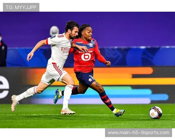 拉卡泽特门前垫射绝杀，里昂3比2力克里尔