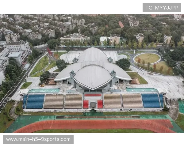 成都大运会场馆赛后利用率达 80%，成为市民健身新打卡地。，成都大运会13处新建场馆